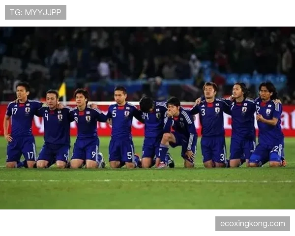 美国4-1巴拉圭开门红，巴洛贡和普利西奇点燃主场世界杯